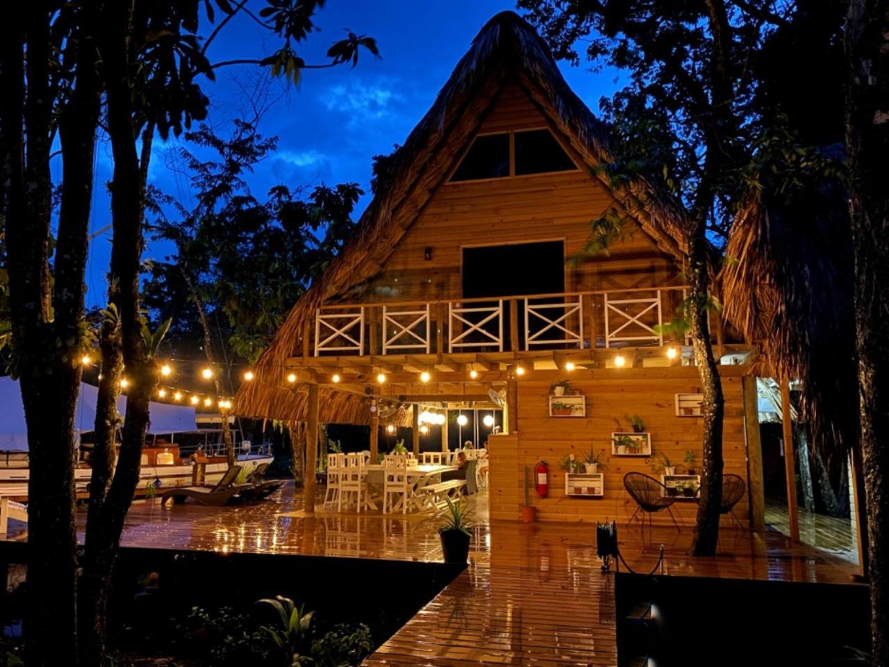 Boatique Hotel And Marina Río Dulce Exterior foto